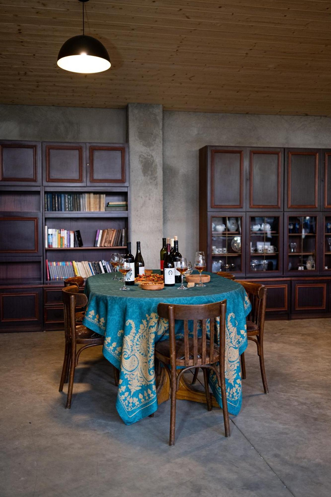 ,,Anna'S" Guesthouse K'vemo Alvani Luaran gambar